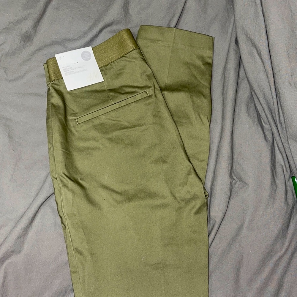H & M super stretch slacks